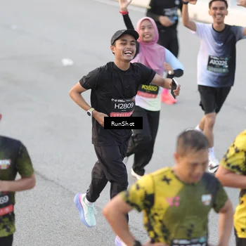 Runner Photo 6819386