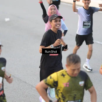 Runner Photo 6819391