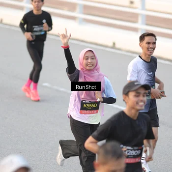 Runner Photo 6819396