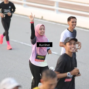 Runner Photo 6819399