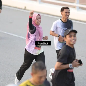 Runner Photo 6819400