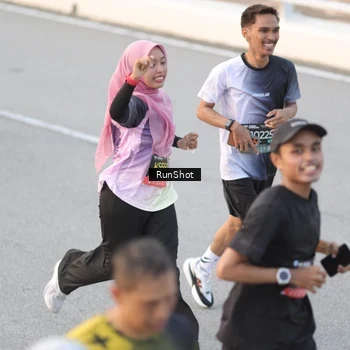 Runner Photo 6819403