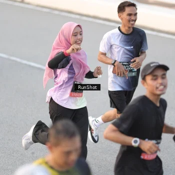 Runner Photo 6819404