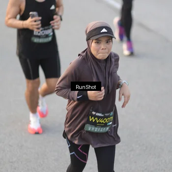 Runner Photo 6819425