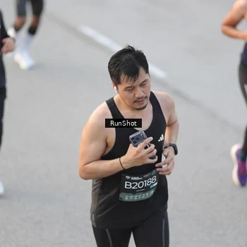 Runner Photo 6819433