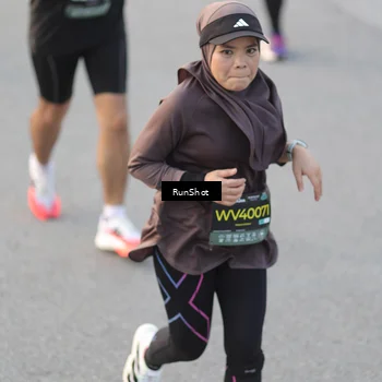 Runner Photo 6819460