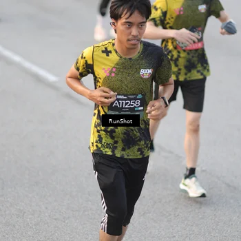 Runner Photo 6819489