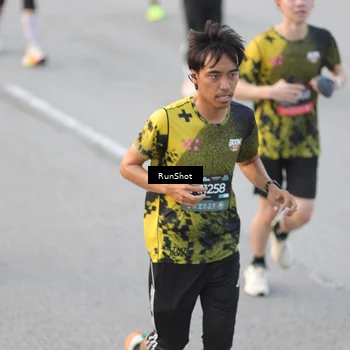 Runner Photo 6819492