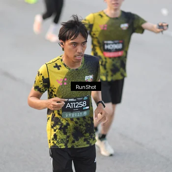 Runner Photo 6819499