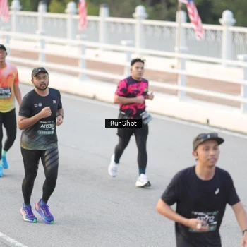 Runner Photo 6819545