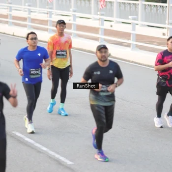 Runner Photo 6819551