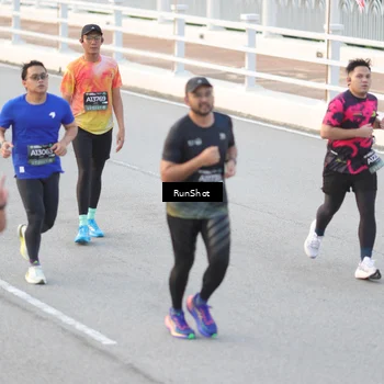 Runner Photo 6819568