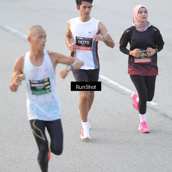 Runner Photo 6819584