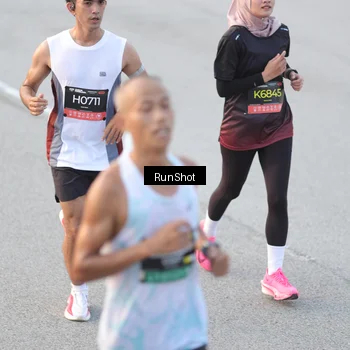 Runner Photo 6819590