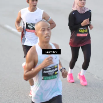 Runner Photo 6819591