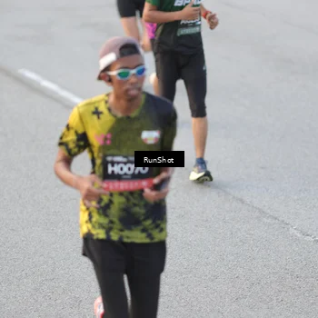 Runner Photo 6819704