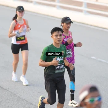 Runner Photo 6819799