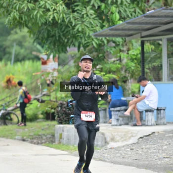Runner Photo 68199