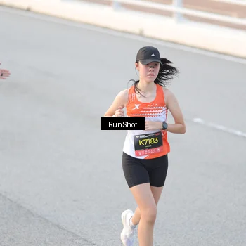 Runner Photo 6819925