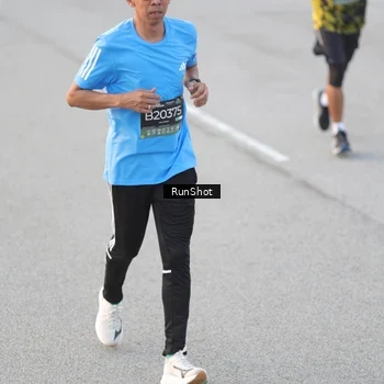 Runner Photo 6820204