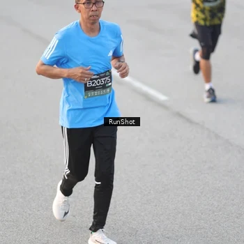 Runner Photo 6820218