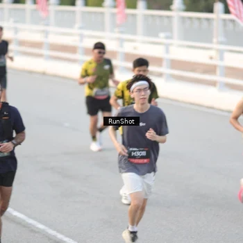 Runner Photo 6820244
