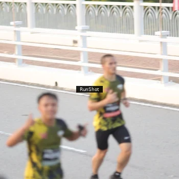 Runner Photo 6820381