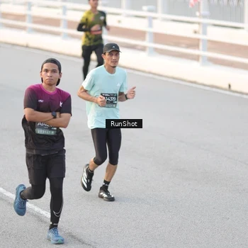 Runner Photo 6820549