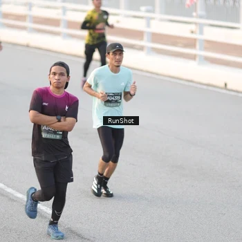 Runner Photo 6820550