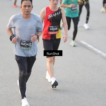 Runner Photo 6820679