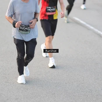 Runner Photo 6820702