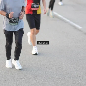 Runner Photo 6820714