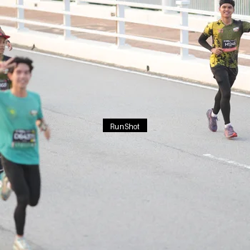 Runner Photo 6820801