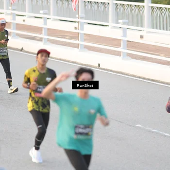 Runner Photo 6820855