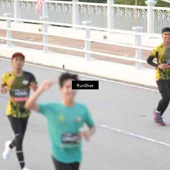 Runner Photo 6820874