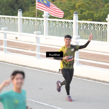 Runner Photo 6820891
