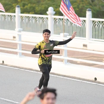 Runner Photo 6820960