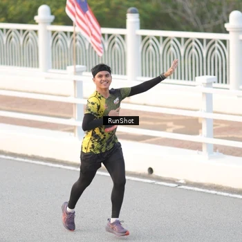 Runner Photo 6821030