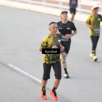 Runner Photo 6821136