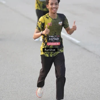 Runner Photo 6821263