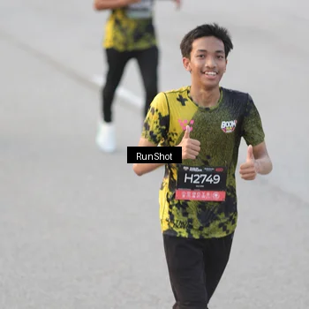 Runner Photo 6821338