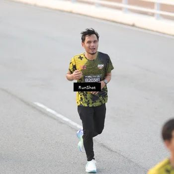 Runner Photo 6821359