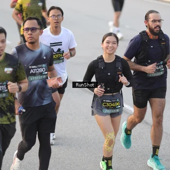 Runner Photo 6821469