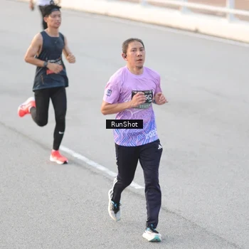 Runner Photo 6821748