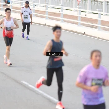 Runner Photo 6821861
