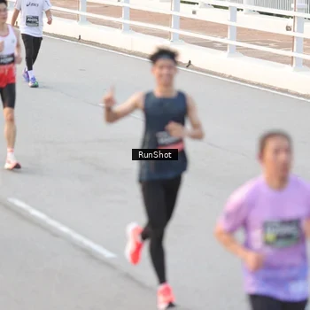 Runner Photo 6821869