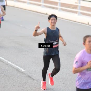 Runner Photo 6821892