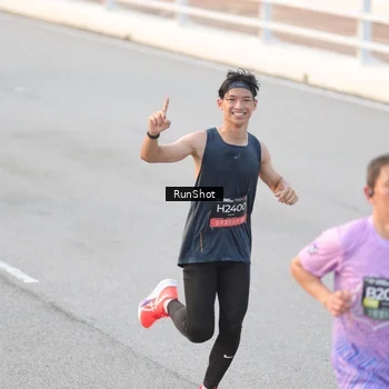 Runner Photo 6821938