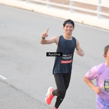 Runner Photo 6821949