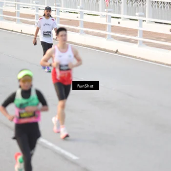 Runner Photo 6822005